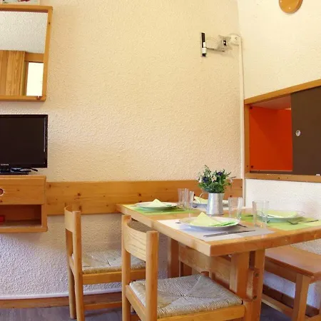 Apartment Divisible Avec Balcon Et Casier A Skis - 4 Pers. Hameau De Creve-coeur, - Fr-1-291-748